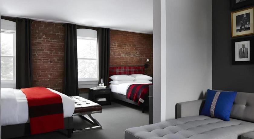 The George Montclair Hotel Bagian luar foto