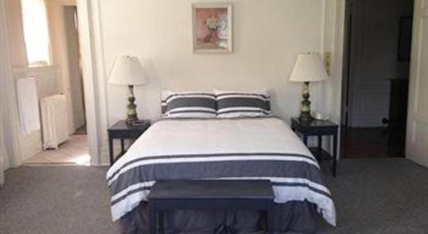 The George Montclair Hotel Bagian luar foto