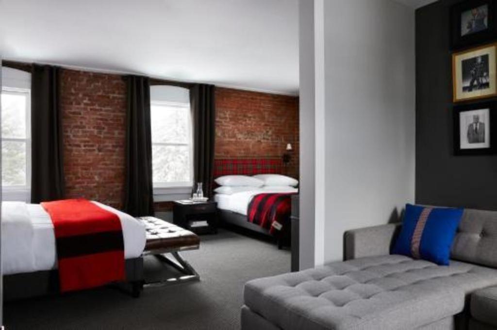 The George Montclair Hotel Bagian luar foto
