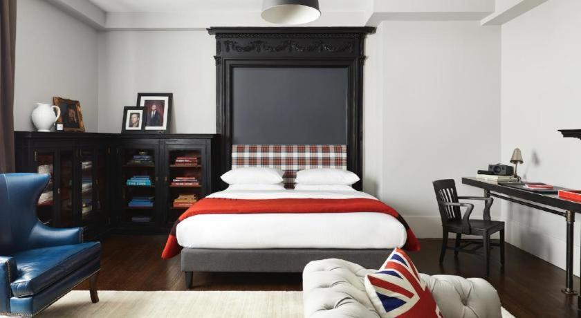 The George Montclair Hotel Bagian luar foto