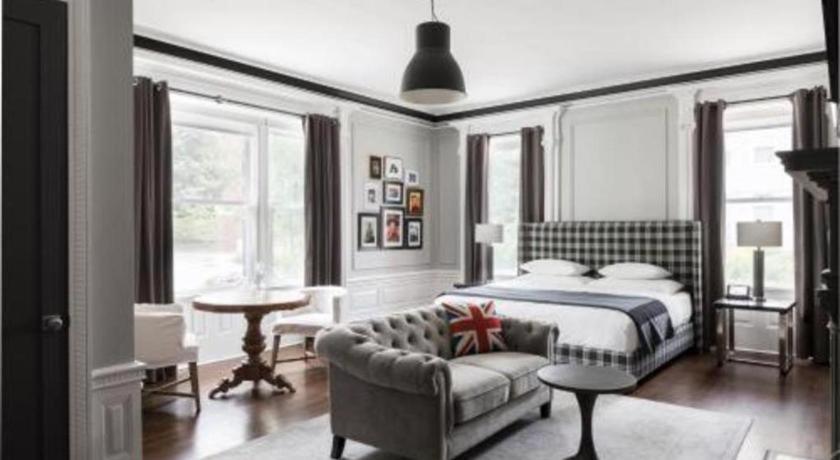 The George Montclair Hotel Bagian luar foto